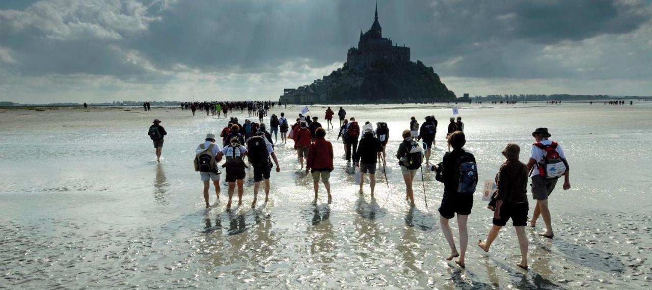 Chambres D'Hotes Avec Piscine Aux Agapanthes De Cromel - Mont Saint Michel المظهر الخارجي الصورة