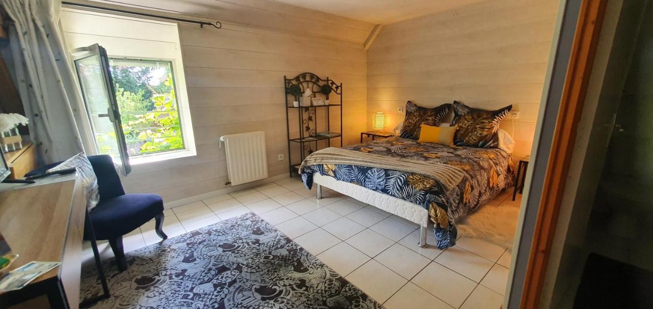 Chambres D'Hotes Avec Piscine Aux Agapanthes De Cromel - Mont Saint Michel المظهر الخارجي الصورة